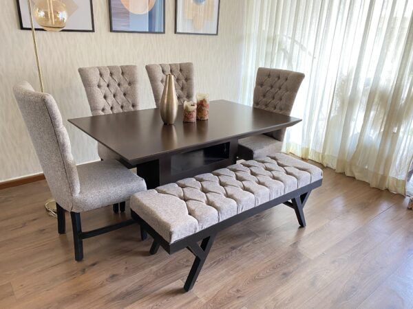 Mesa Modelo Arkad (No incluye sillas)