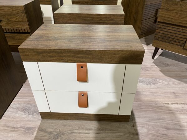 Buró Ashley Nogal con Blanco