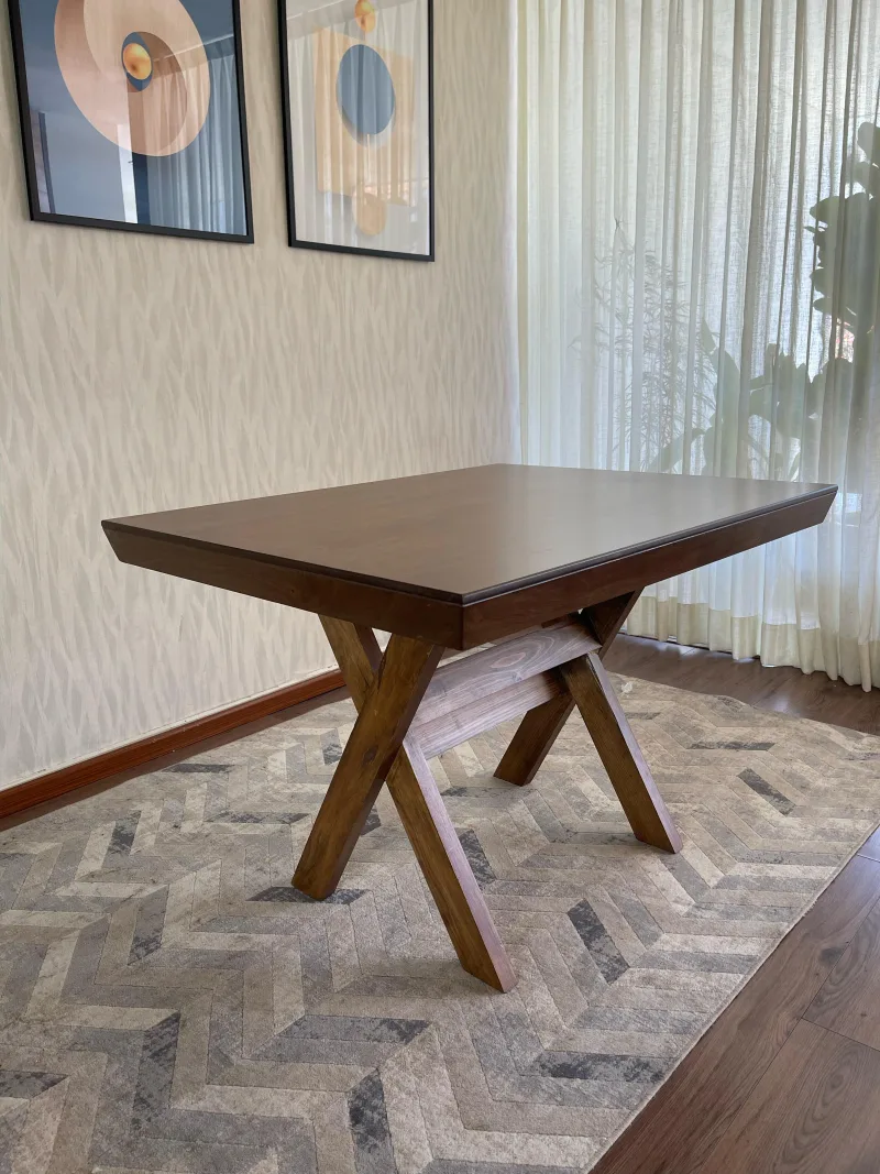 Mesa Sofía